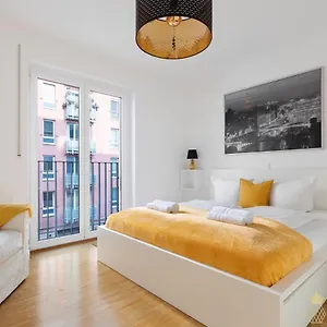 Apartment New! Pineapple Zwinger Ii 